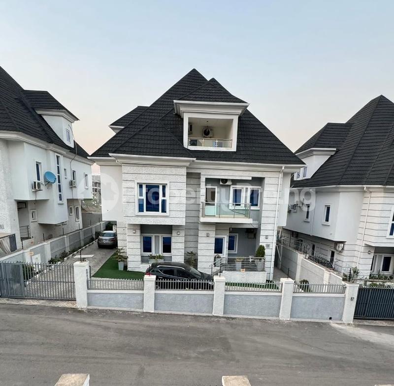 5 bedroom House for sale  Guzape Abuja