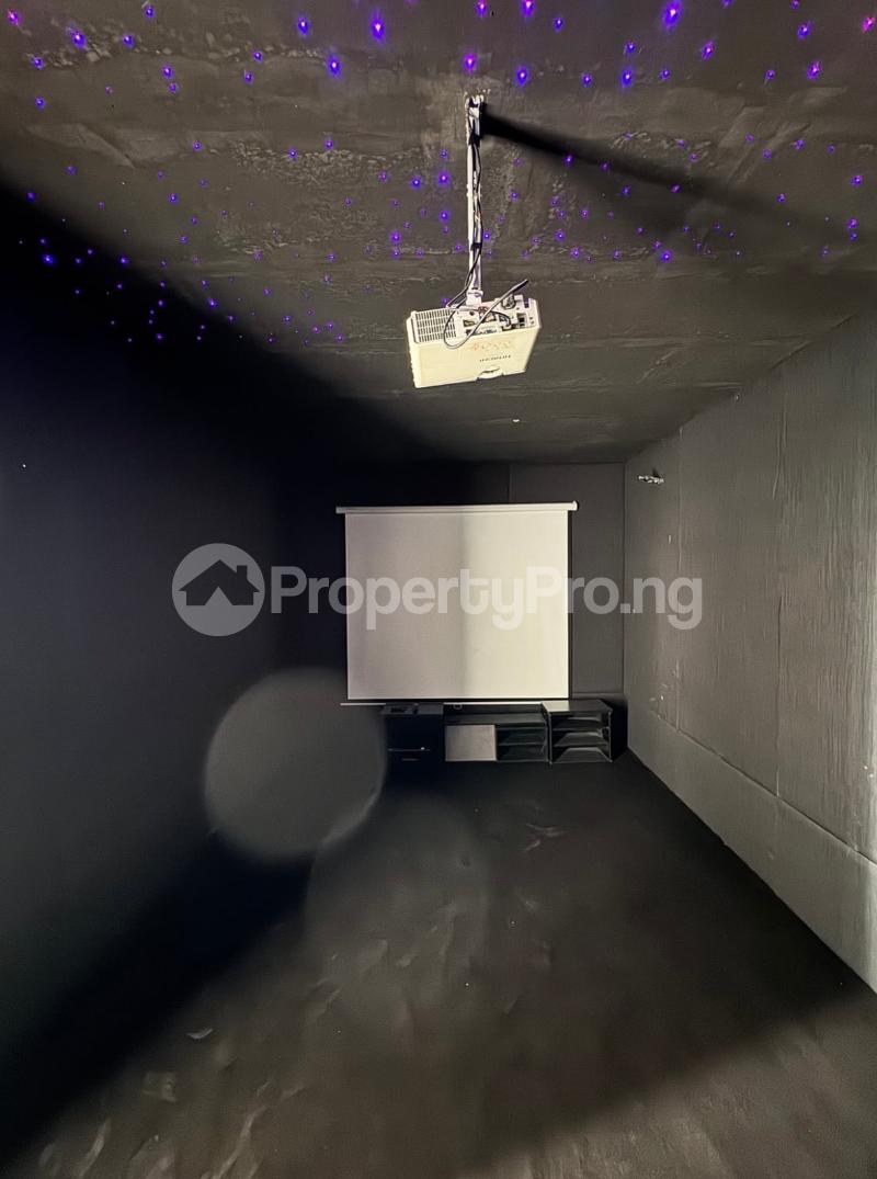 5 bedroom House for sale Chevron Lekki Lagos