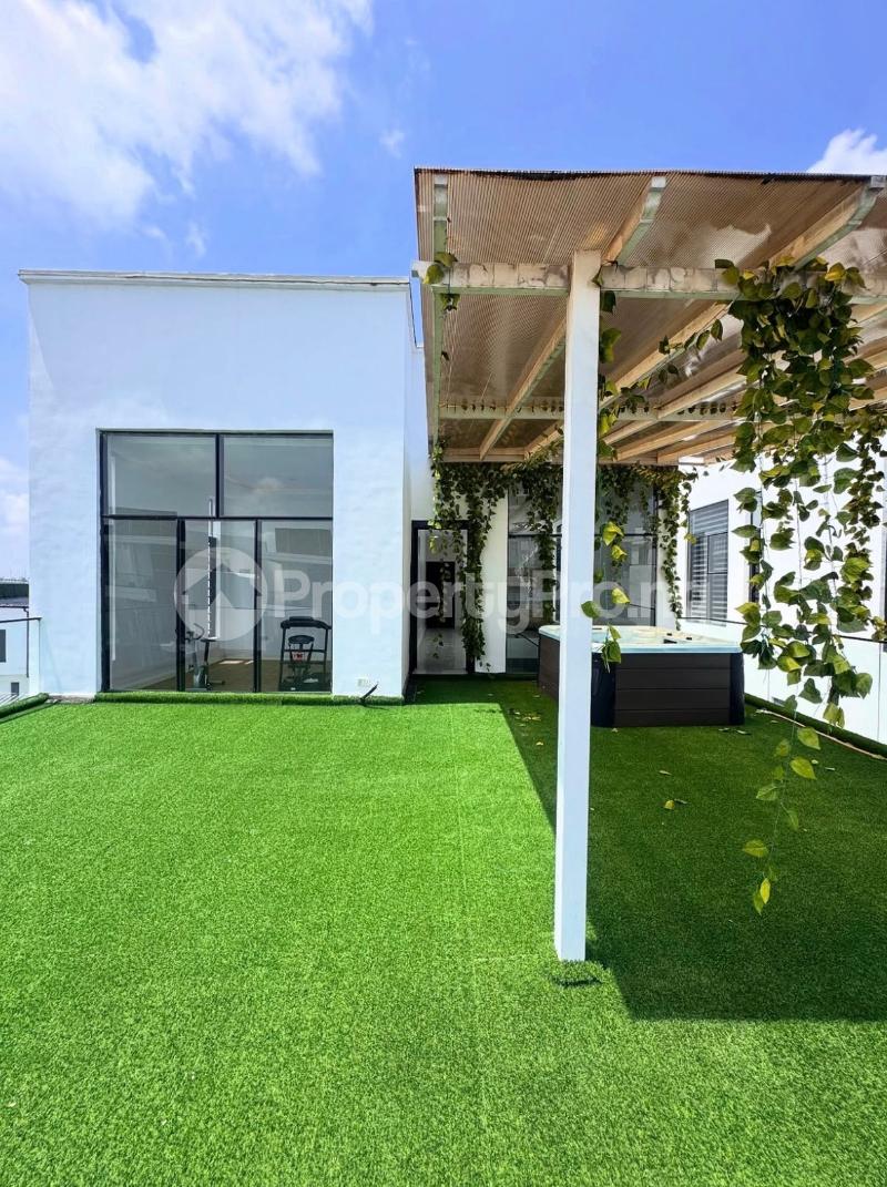5 bedroom House for sale Chevron Lekki Lagos