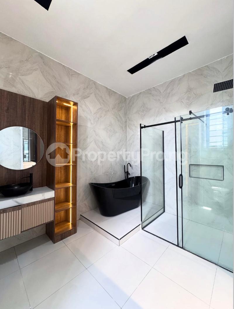 5 bedroom House for sale Chevron Lekki Lagos