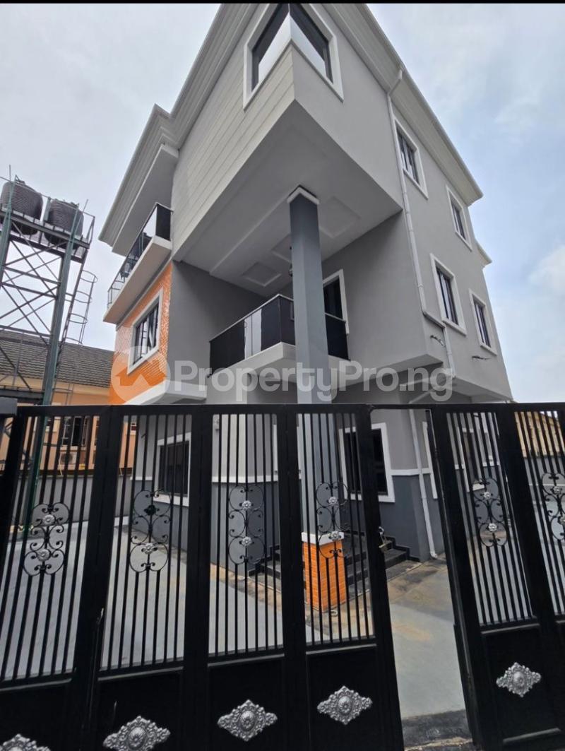 5 bedroom House for sale Magodo GRA Phase 2 Kosofe/Ikosi Lagos