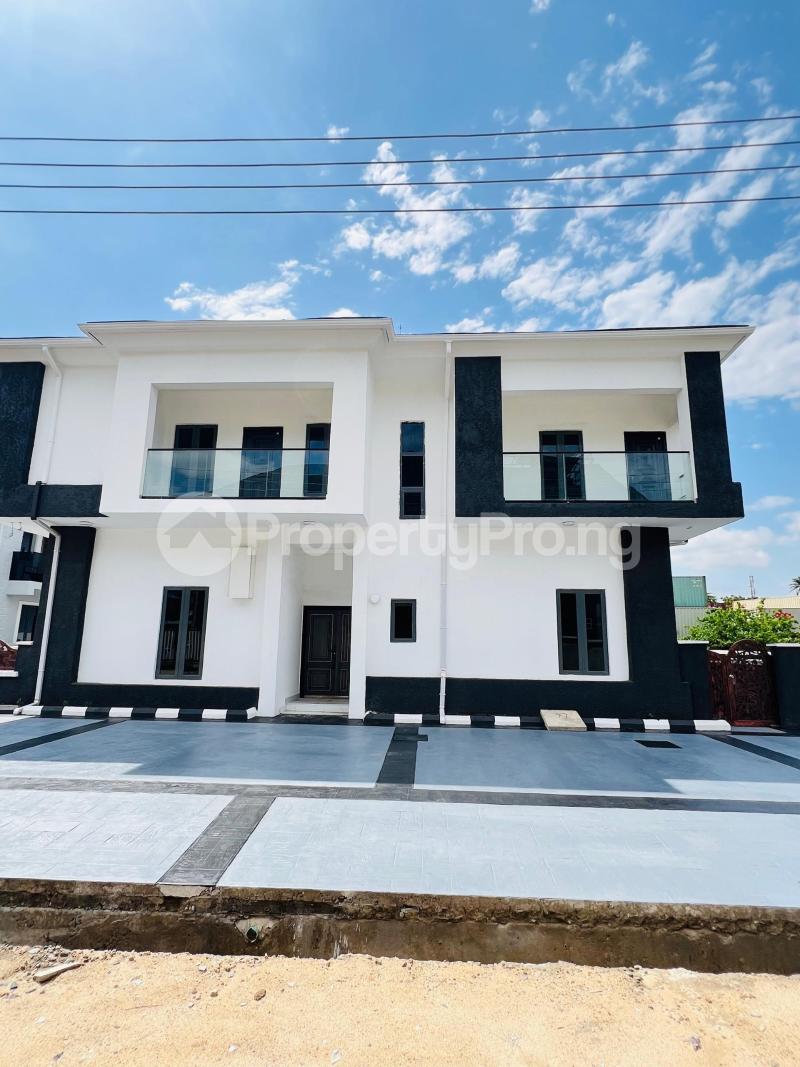 5 bedroom House for sale Yaba Lagos