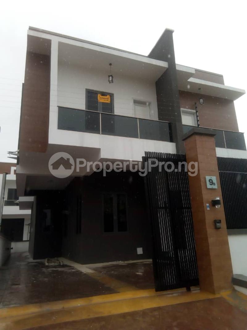 5 bedroom House for sale chevron Lekki Lagos