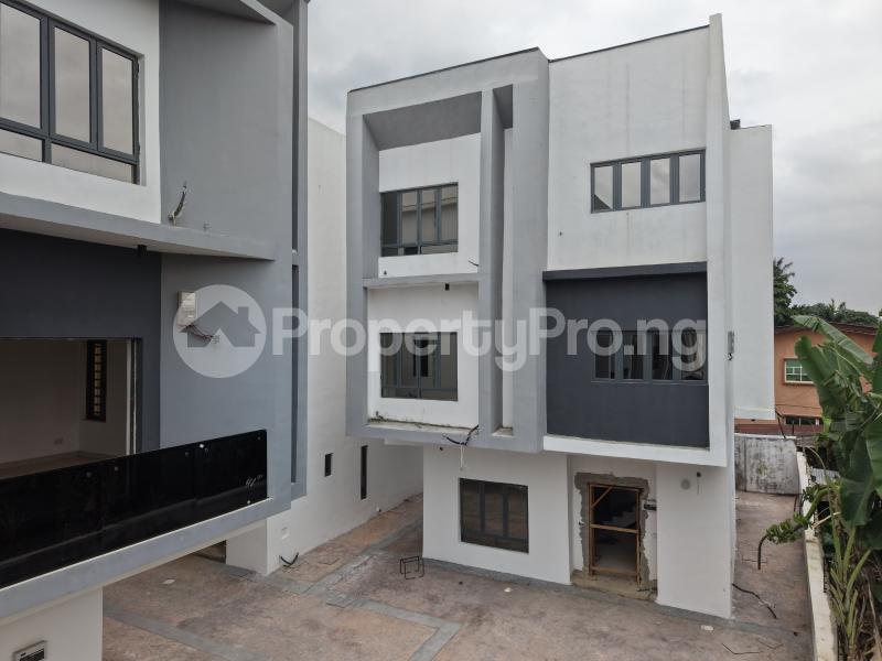 5 bedroom House for sale Alaka Estate Alaka Estate Surulere Lagos