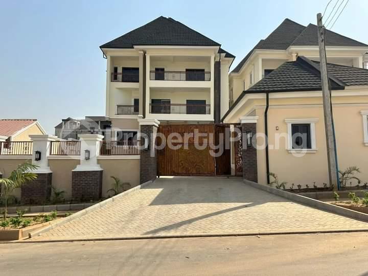 7 bedroom House for sale Asokoro Abuja