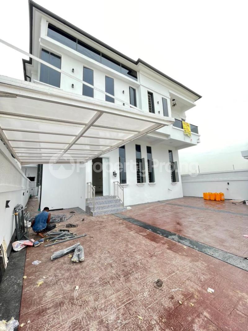 5 bedroom House for sale chevron Lekki Lagos