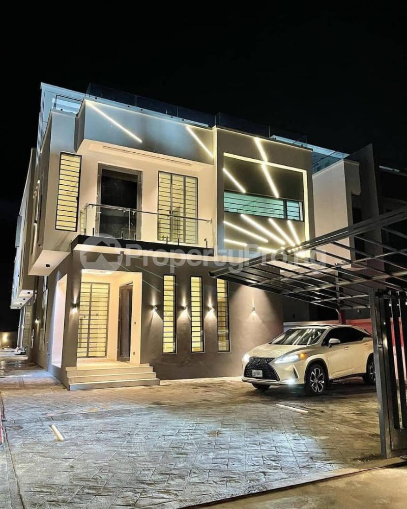 5 bedroom House for sale Arcadia Grove Extension Beside Pinnock Beach Estate Osapa Lekki Lagos