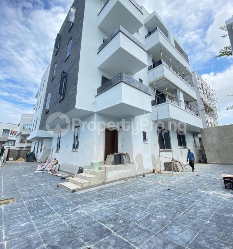 5 bedroom House for sale Banana Island Road Ikoyi Lagos