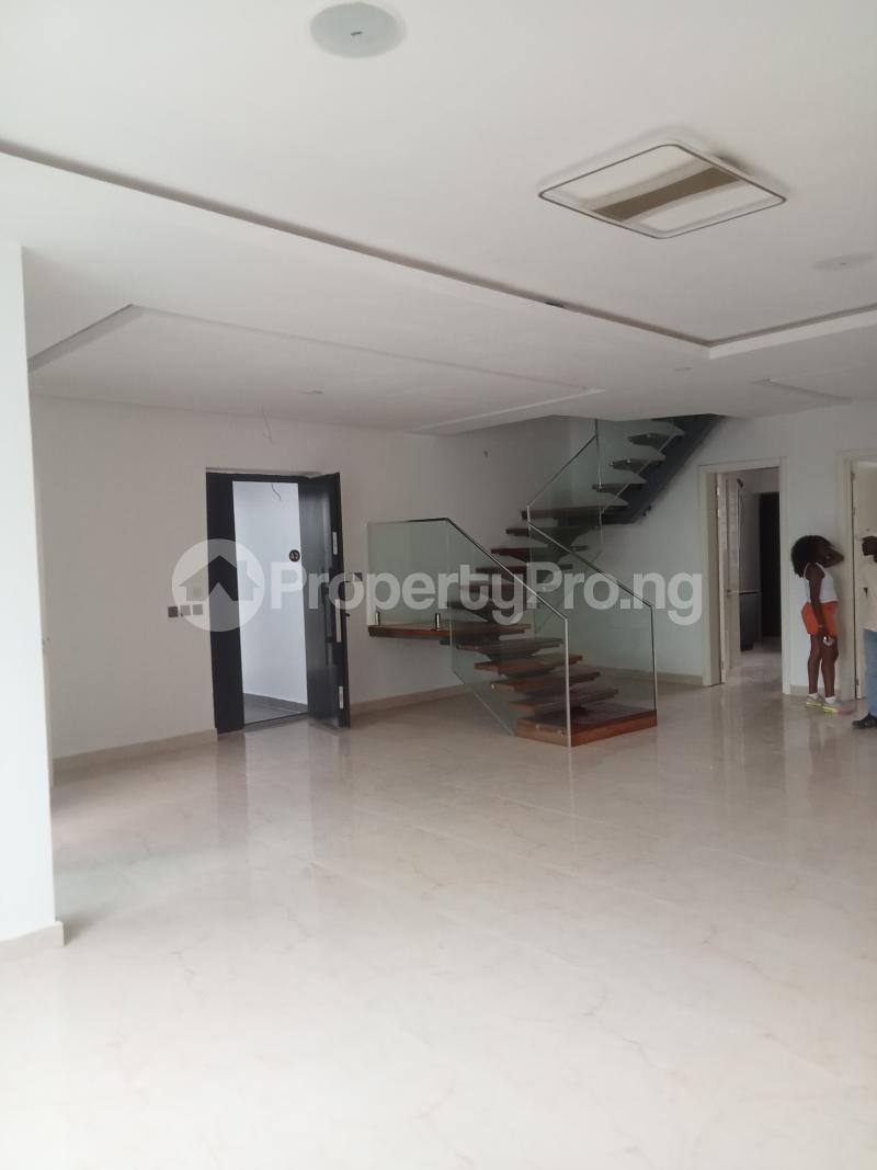 5 bedroom House for sale Admiralty Road Lekki Phase 1 Lekki Lagos