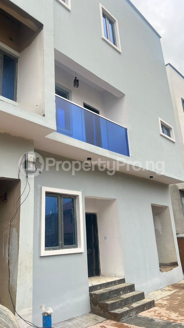 5 bedroom House for sale Gbagada Estate, Ifako-gbagada Gbagada Lagos