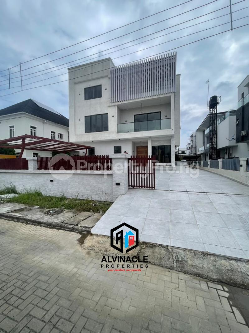 5 bedroom House for sale Osapa london Lekki Lagos