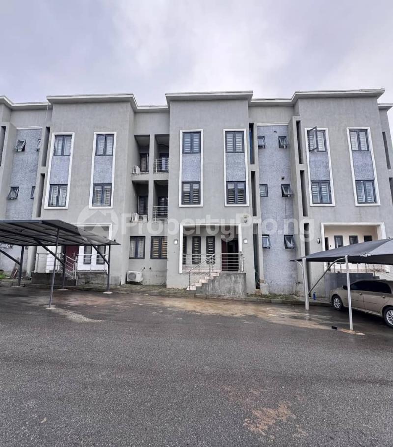 5 bedroom House for sale In A Serviced Estate Galadinmawa Abuja