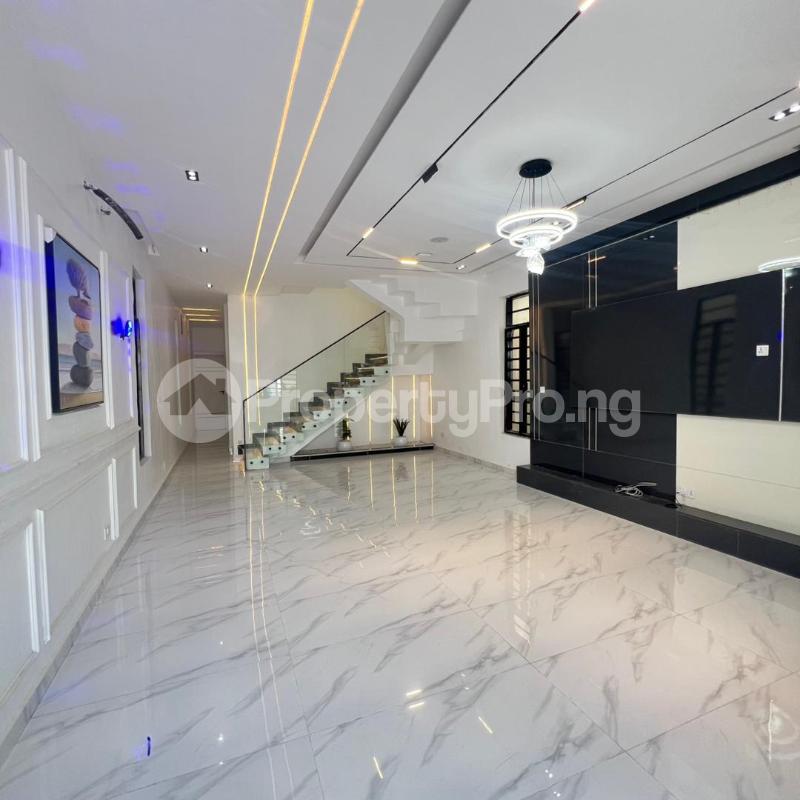 5 bedroom House for sale Chevron Lekki Lagos