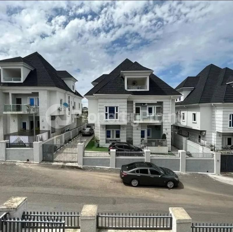 5 bedroom House for sale Guzape Abuja