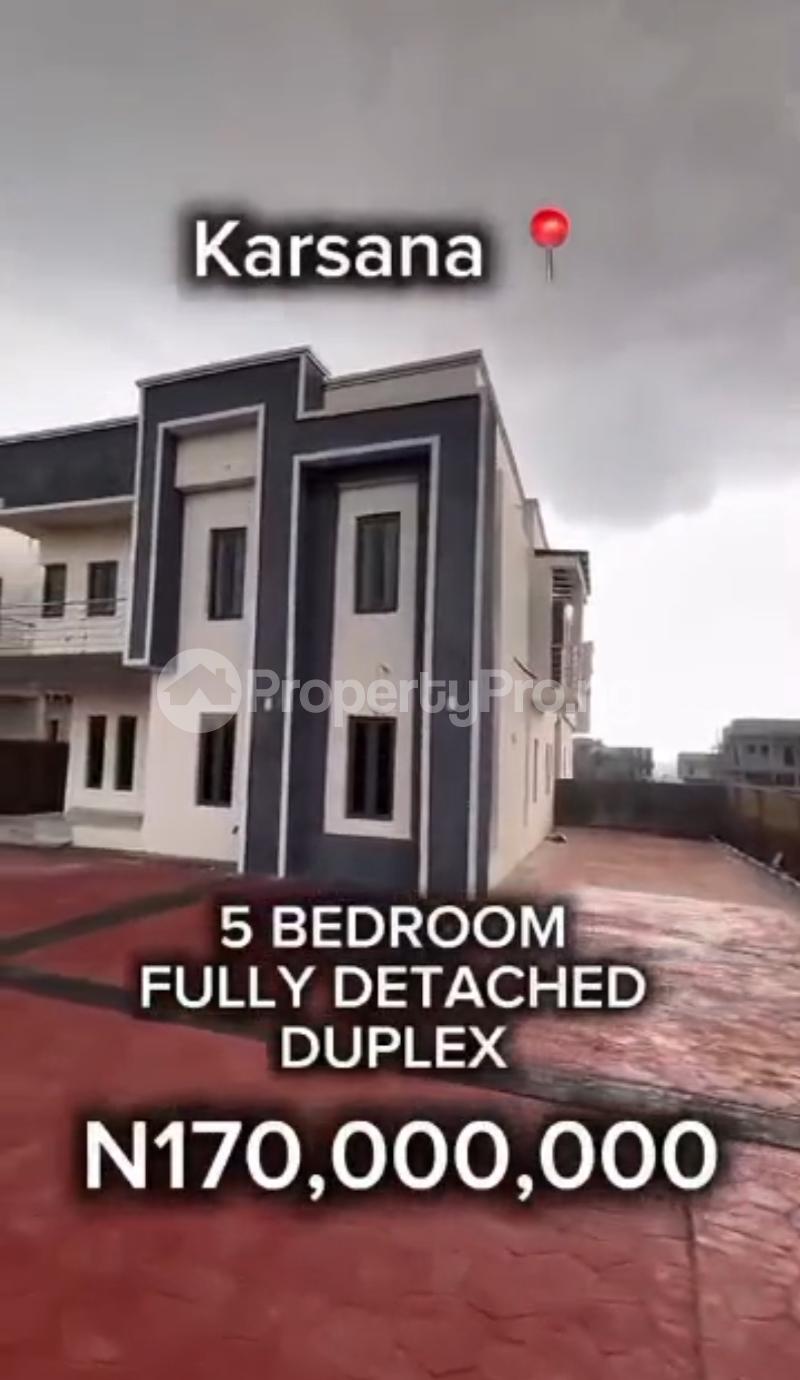 5 bedroom House for sale In An Estate Karsana Abuja