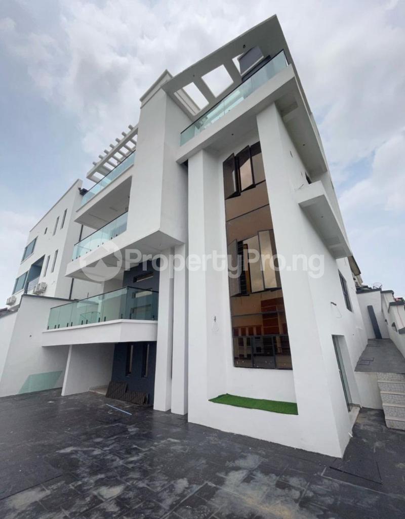 5 bedroom House for sale Shangisha Kosofe/Ikosi Lagos