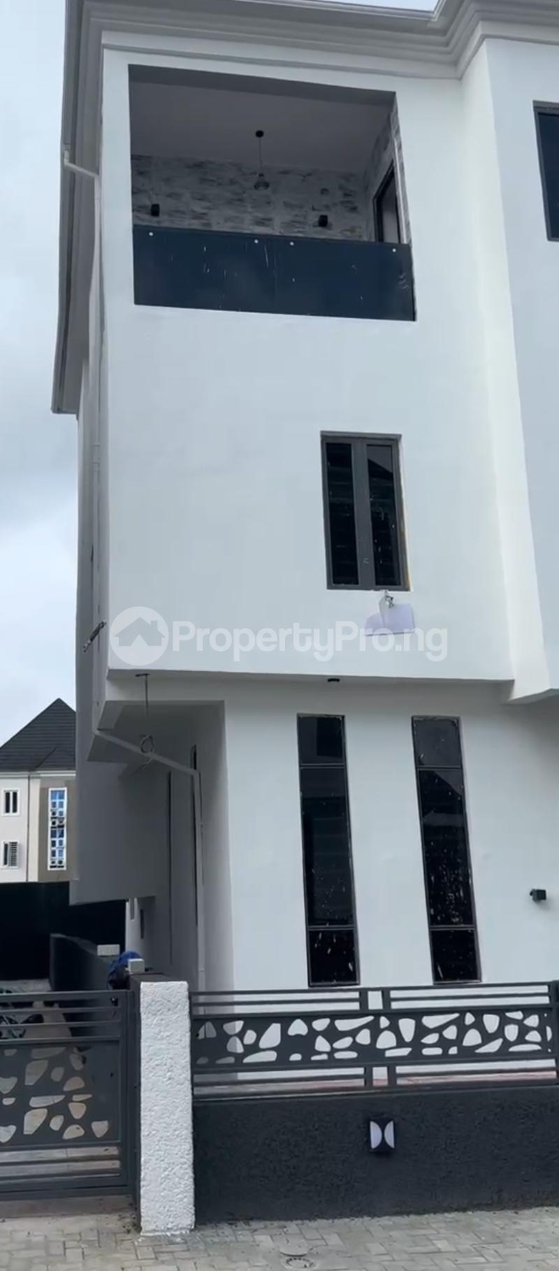 5 bedroom House for sale Hope Estate Community road Okota Lagos