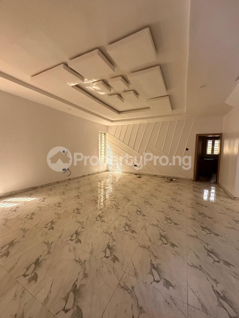 5 bedroom House for sale Akala Way, Akobo Ibadan Oyo