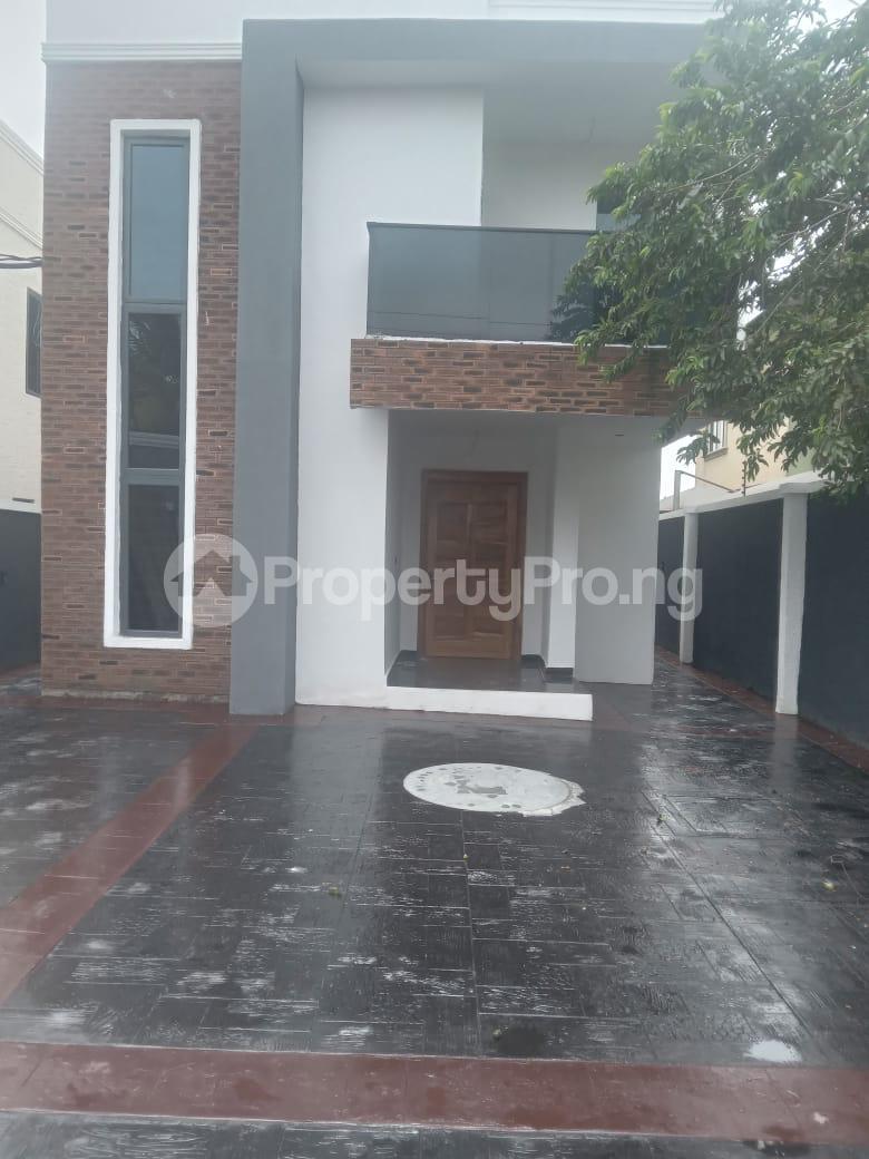 5 bedroom House for sale Maplewood Estate Oko oba Agege Lagos