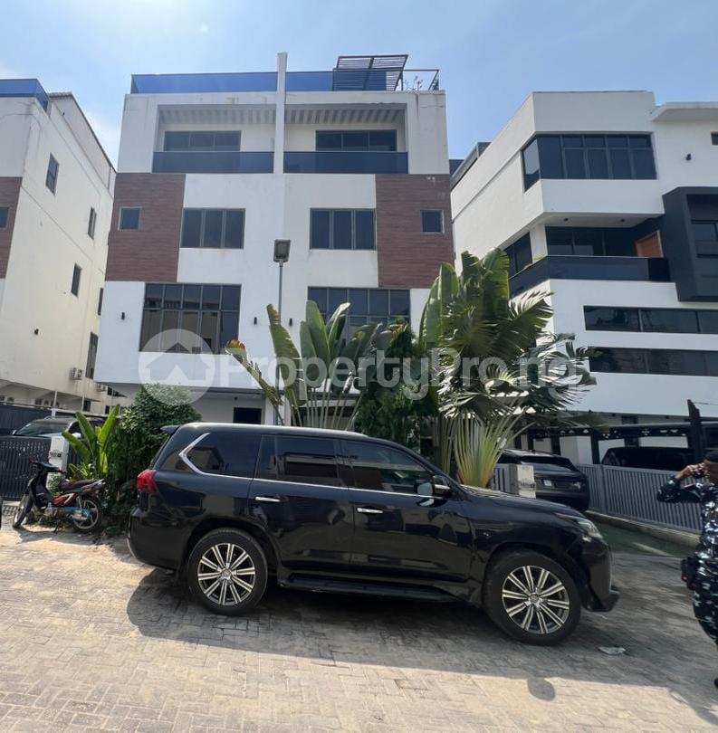 5 bedroom House for sale 19 Minutes To Airport, Close To Lekki Phase 1, Oniru, Vi, Ikate Etc, Banana Island Ikoyi Lagos