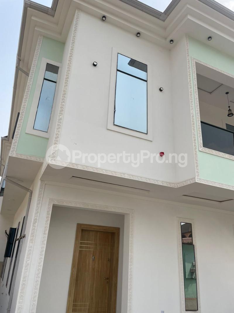 5 bedroom House for sale Omole phase 1 Ojodu Lagos