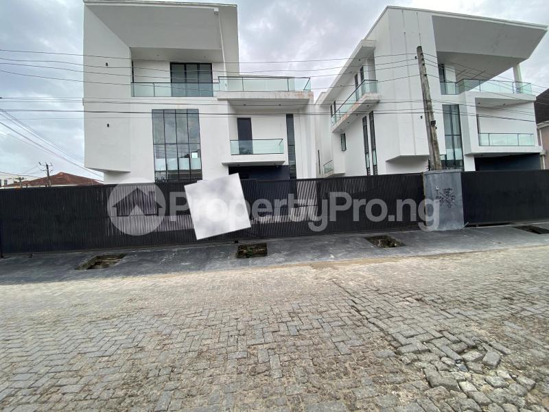 5 bedroom House for sale Osapa london Lekki Lagos