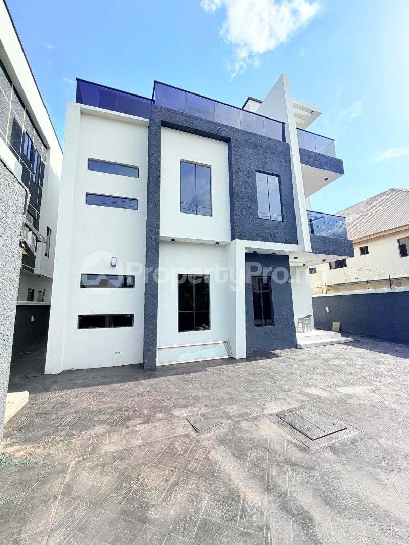5 bedroom House for sale Omole phase 1 Ojodu Lagos