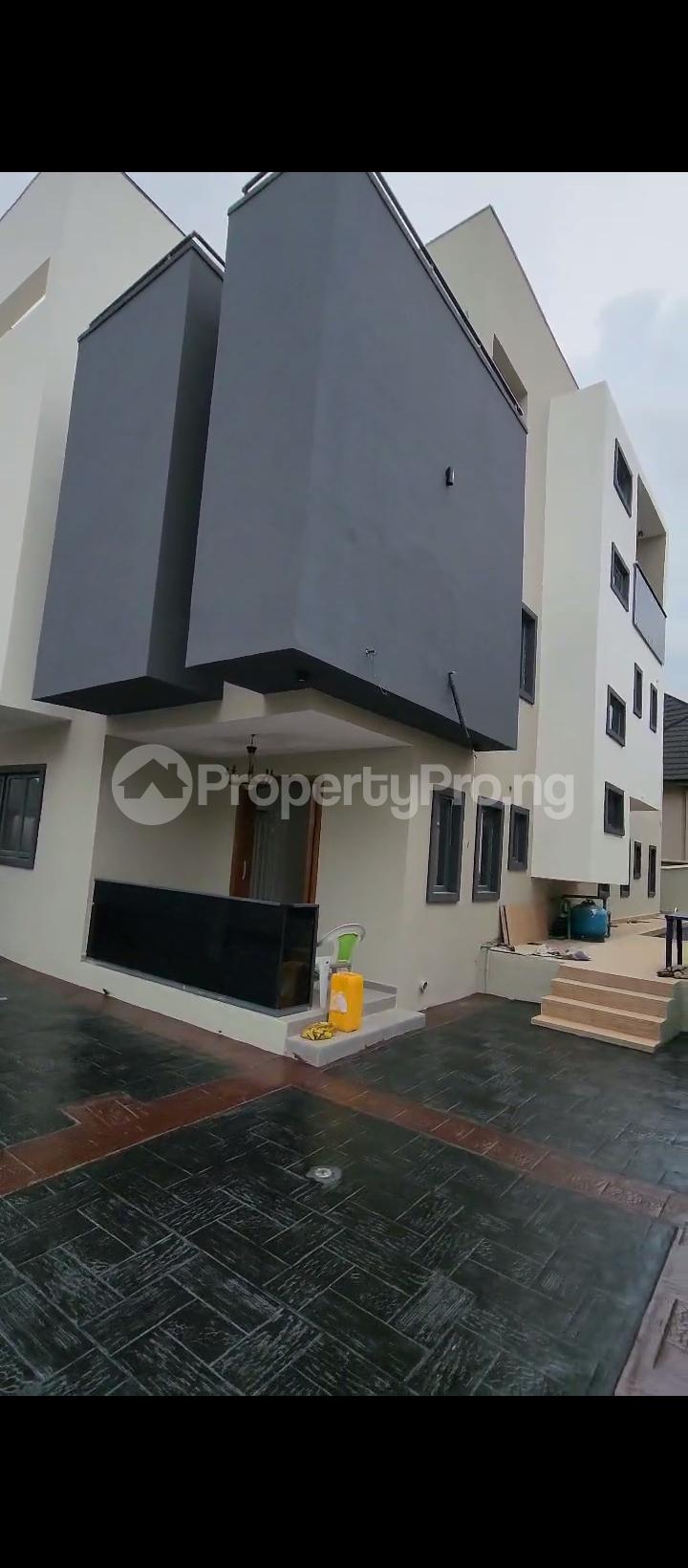 5 bedroom House for sale Diamond Estate At Magodo Phase 2 Magodo GRA Phase 2 Kosofe/Ikosi Lagos