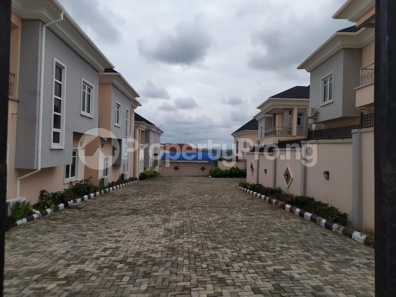 5 bedroom House for sale Alalubosa Ibadan Oyo