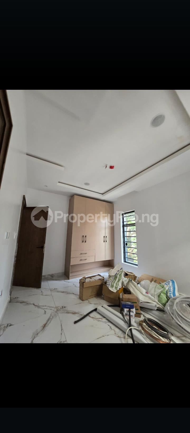 5 bedroom House for sale Omole phase 2 Ojodu Lagos