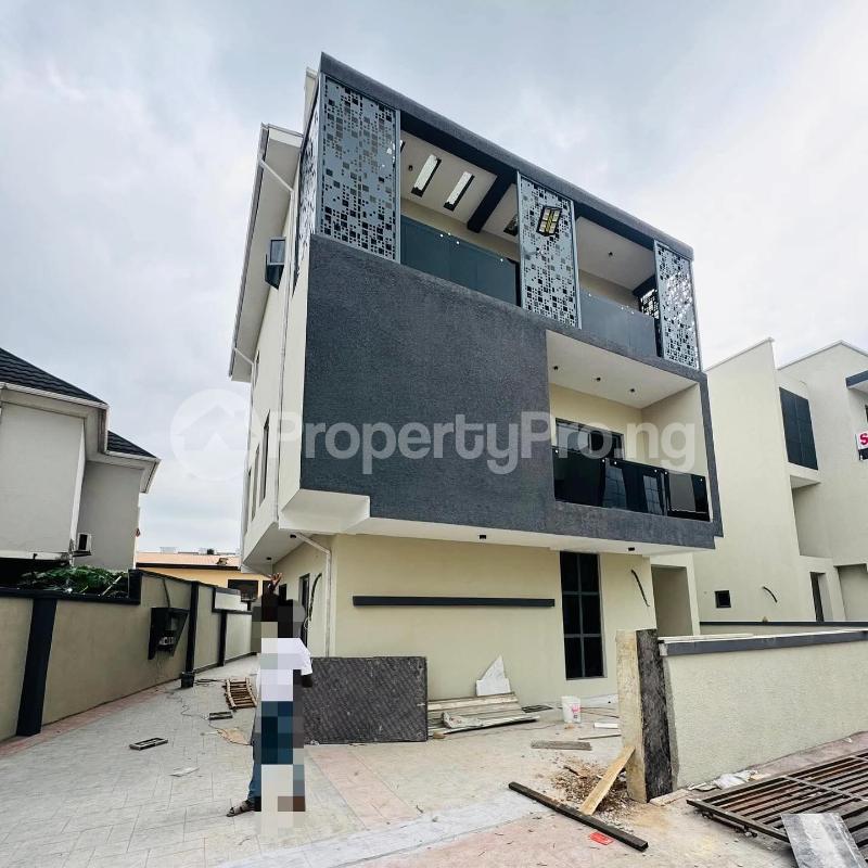 5 bedroom House for sale By Ikeja Gra Maryland Lagos