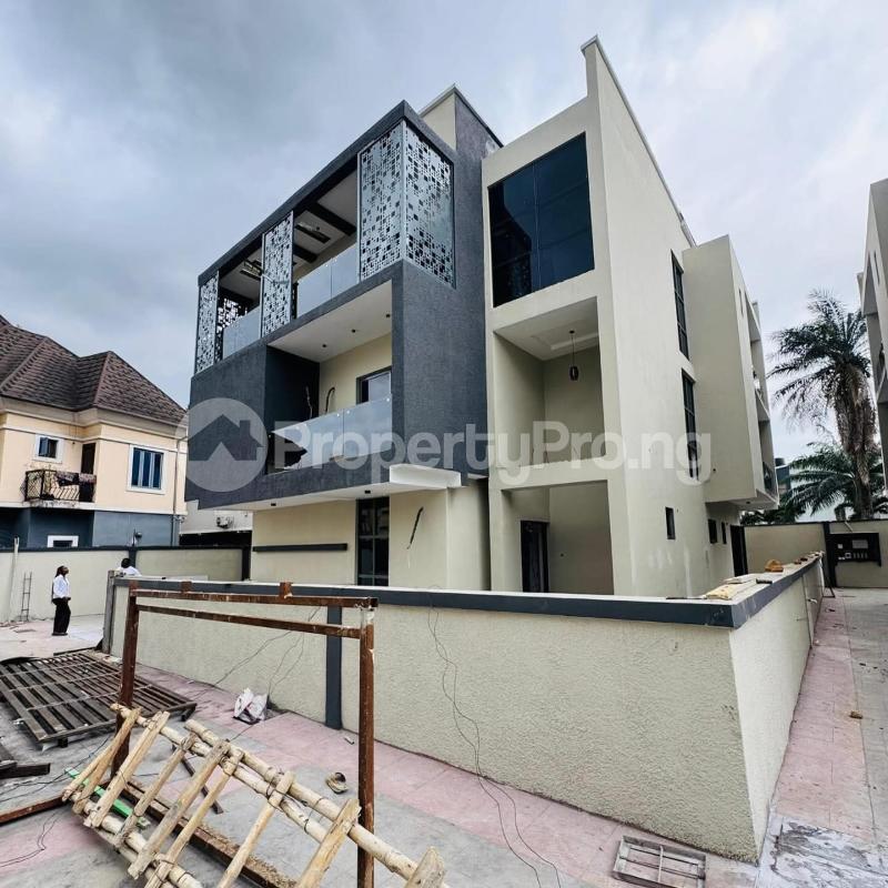 5 bedroom House for sale Maryland Lagos