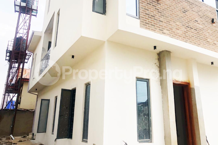 5 bedroom House for sale Isheri, Magodo Kosofe/Ikosi Lagos