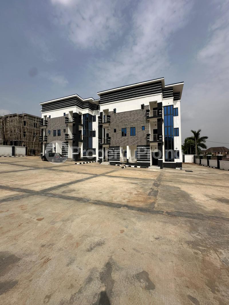 5 bedroom House for rent Close To Beger Yard, Life Camp Abuja