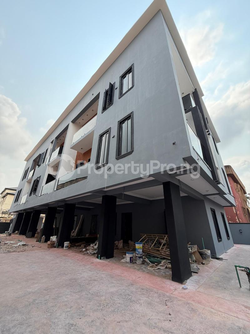 5 bedroom House for sale Ajao Estate Isolo Lagos