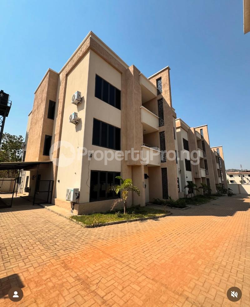 5 bedroom House for sale Life Camp Abuja