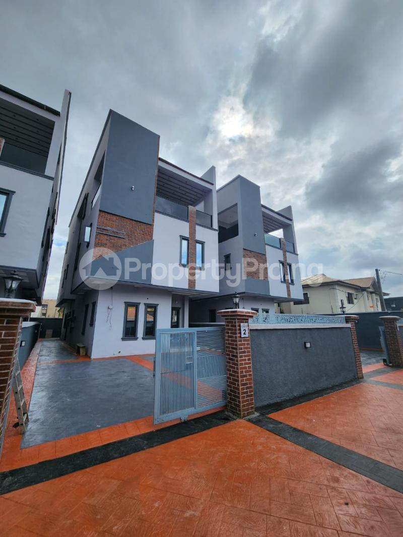 5 bedroom House for rent Estate Opebi Ikeja Lagos