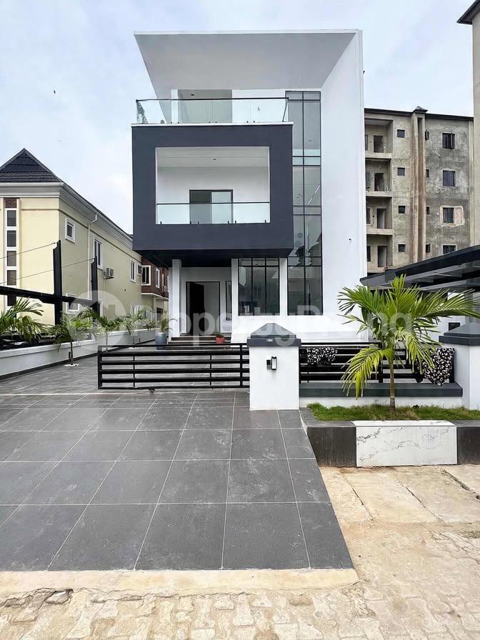6 bedroom House for sale Ikota Lekki Lagos