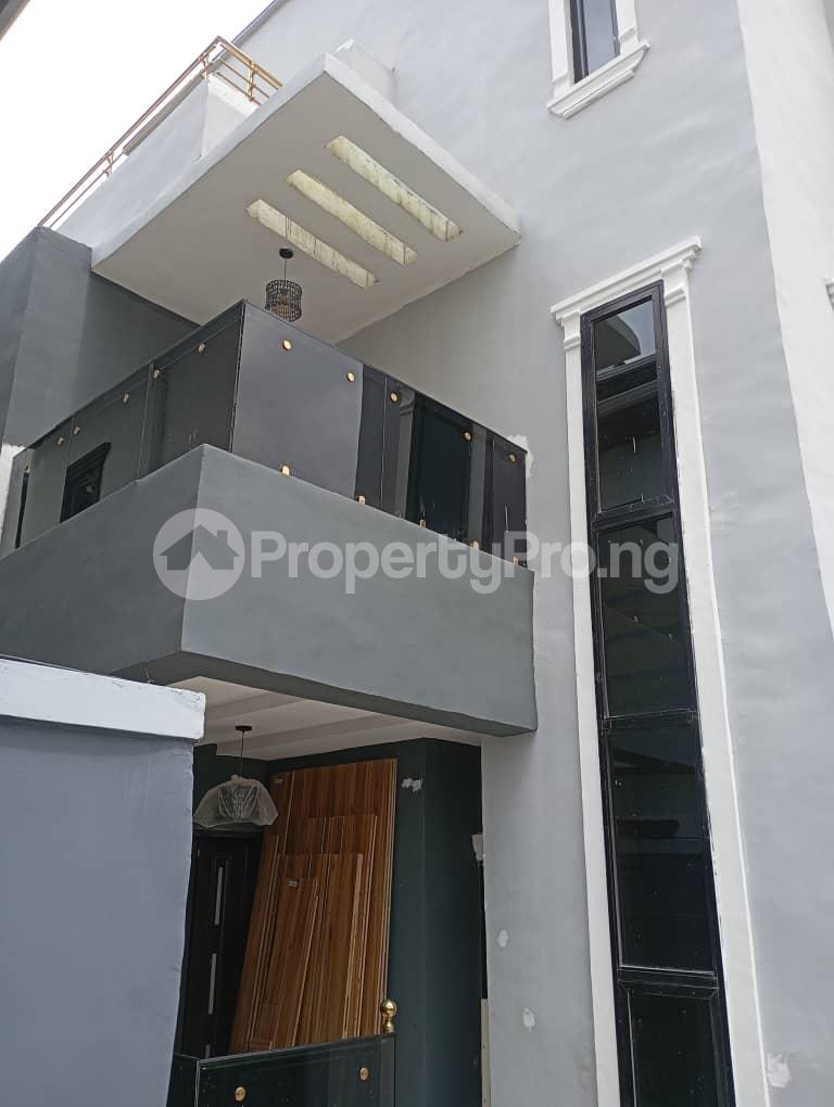 6 bedroom House for sale Fagba Button Via Iju And Pencinema Iju Lagos