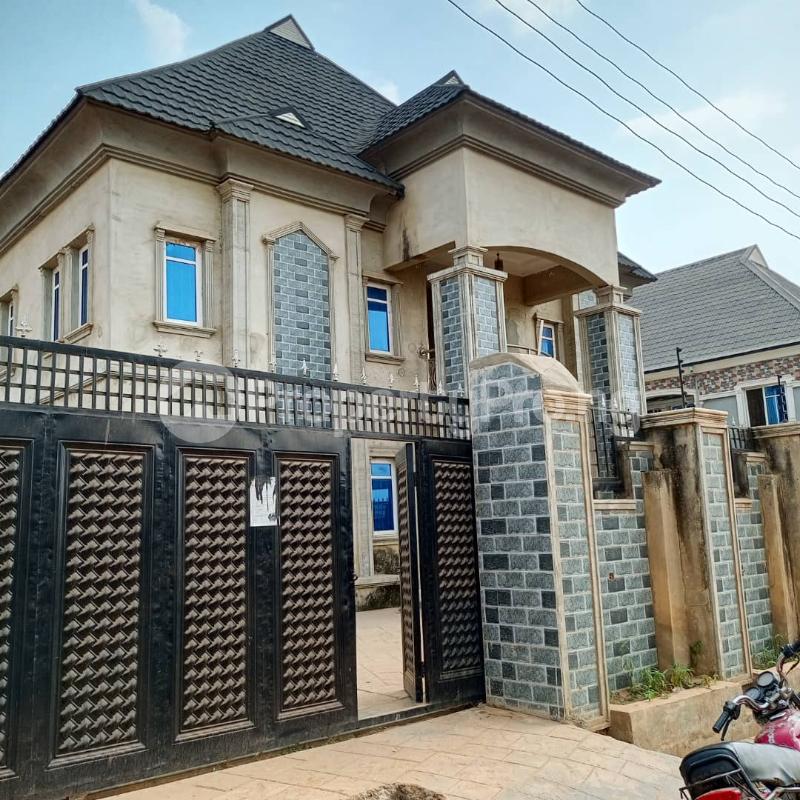 6 bedroom House for sale Lion House Area, Firstgate Ikorodu Lagos
