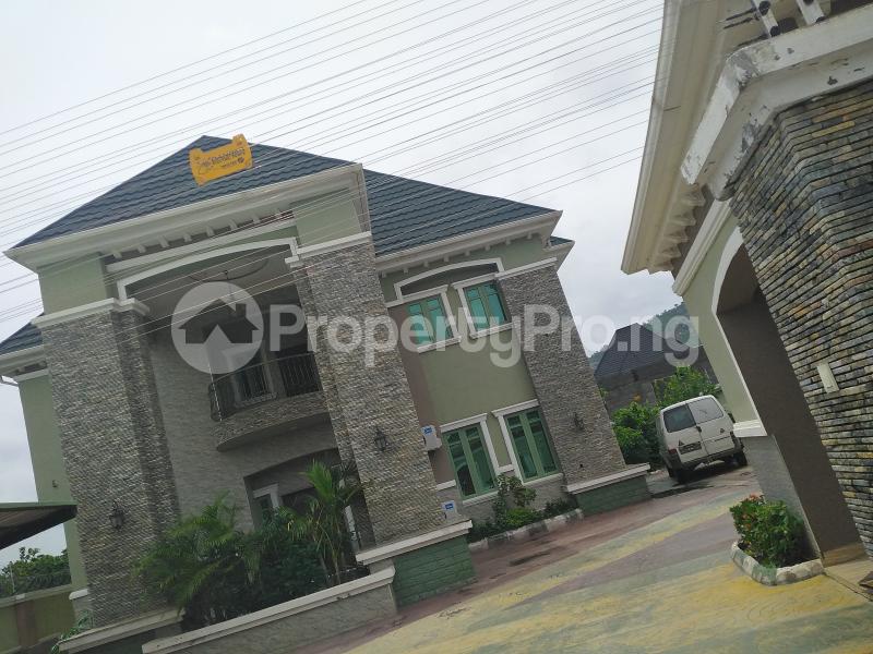 6 bedroom House for sale Fo1 Kubwa Abuja