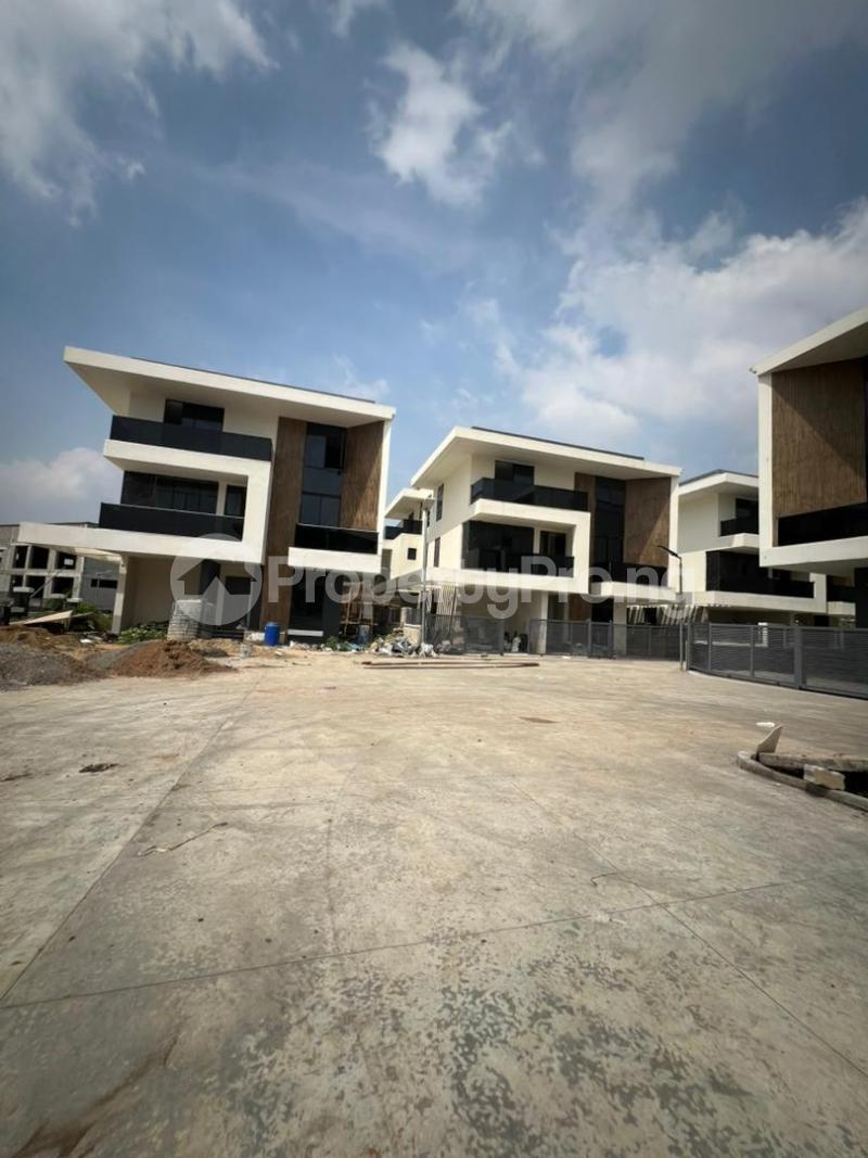 6 bedroom House for sale Guzape Abuja