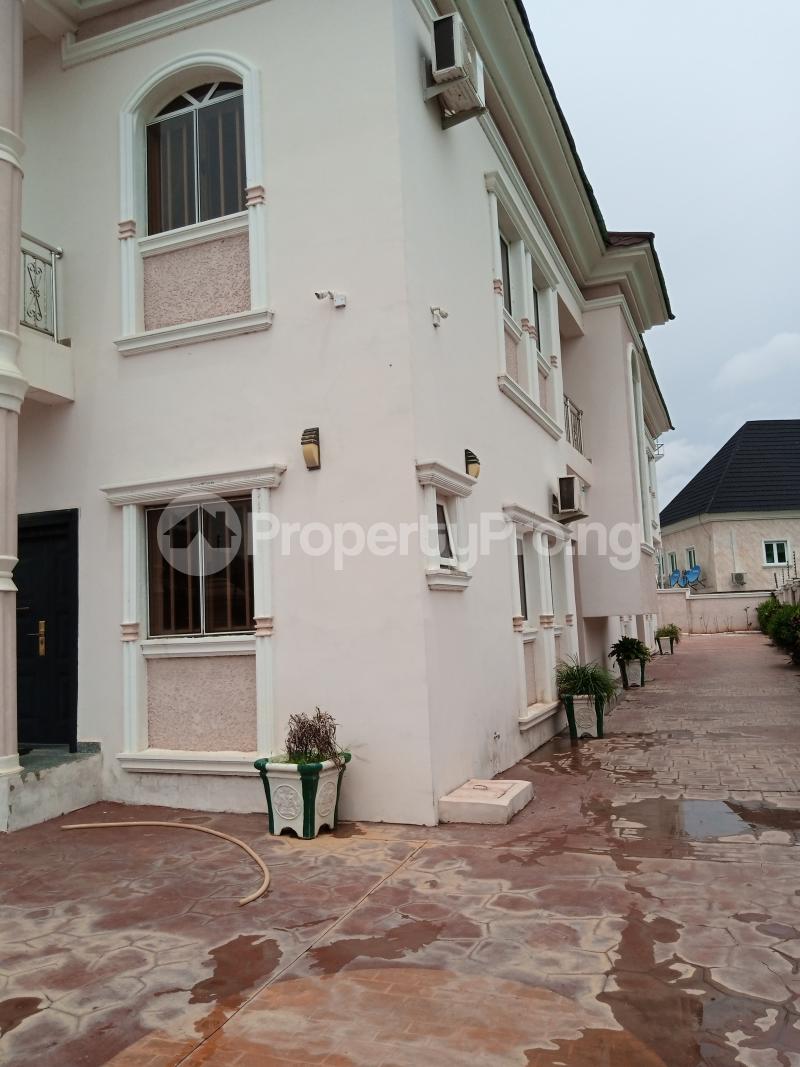 8 bedroom House for sale Fo1 Close To Living Faith Church Kubwa Abuja
