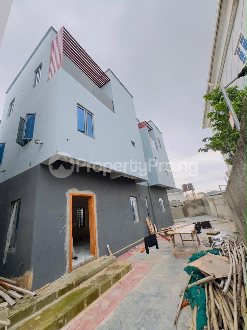 6 bedroom House for sale Magodo GRA Phase 2 Kosofe/Ikosi Lagos