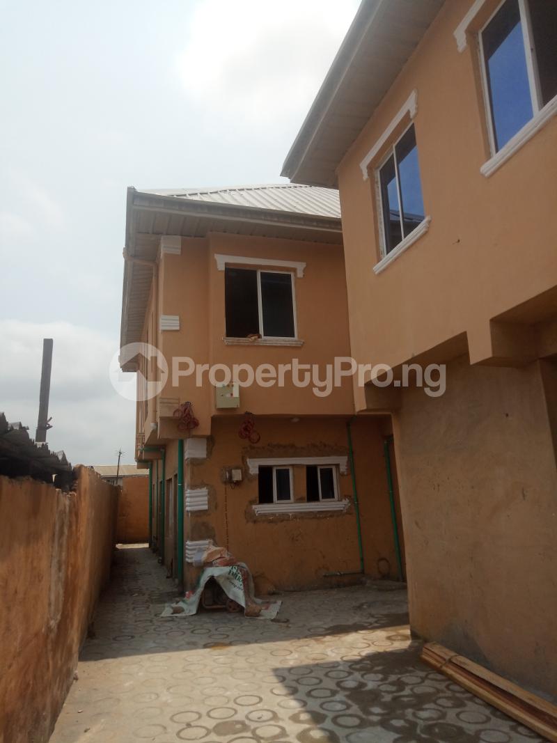 1 bedroom Flat / Apartment for rent Onipanu Shomolu Lagos