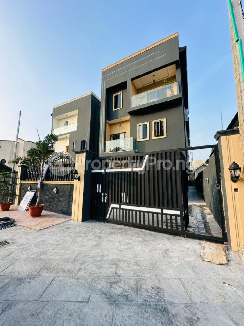 7 bedroom House for sale Magodo GRA Phase 2 Kosofe/Ikosi Lagos