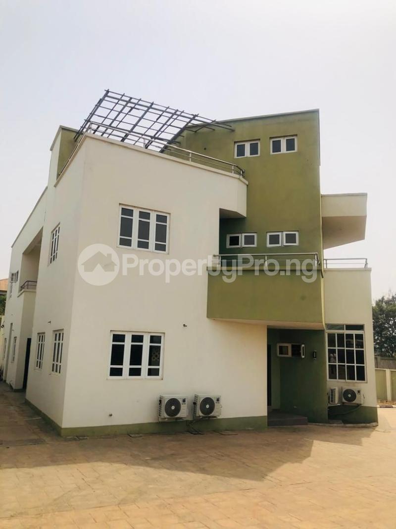 7 bedroom House for sale Obasanjo Hilltop Gra Oke Mosan Abeokuta Ogun - 0