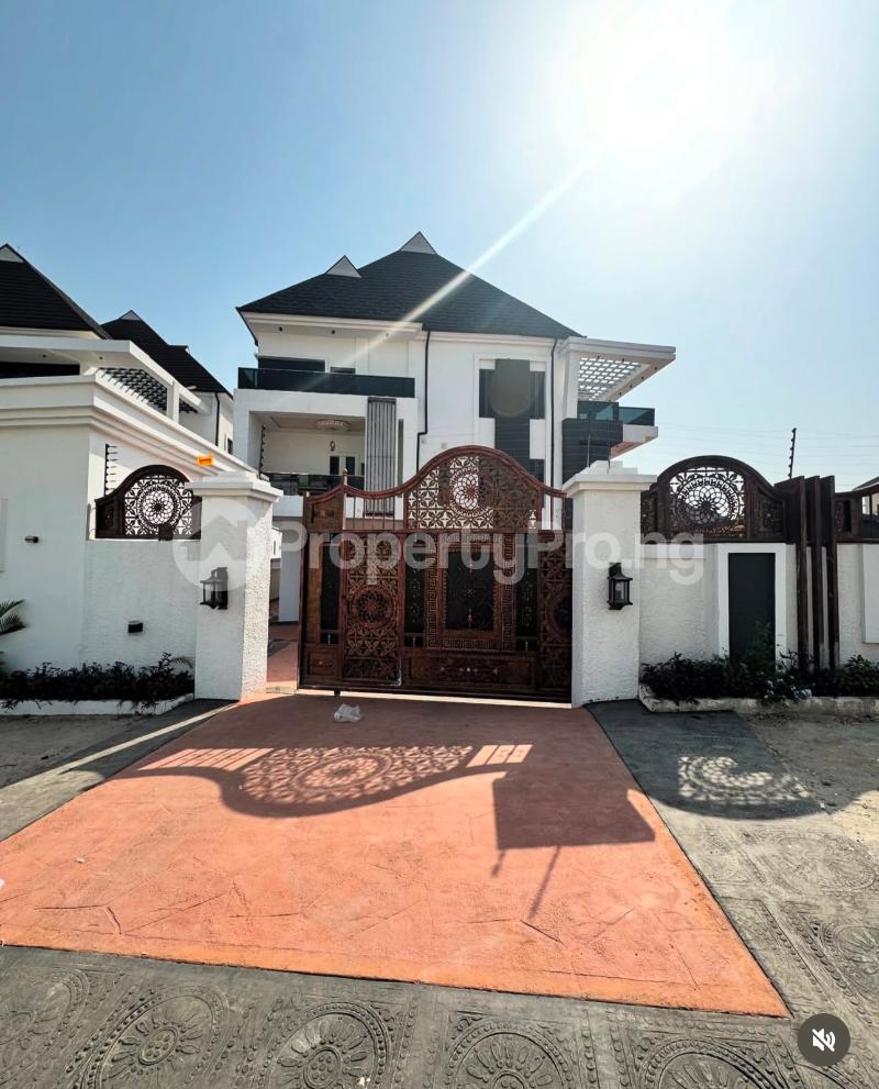 7 bedroom House for sale Guzape Abuja