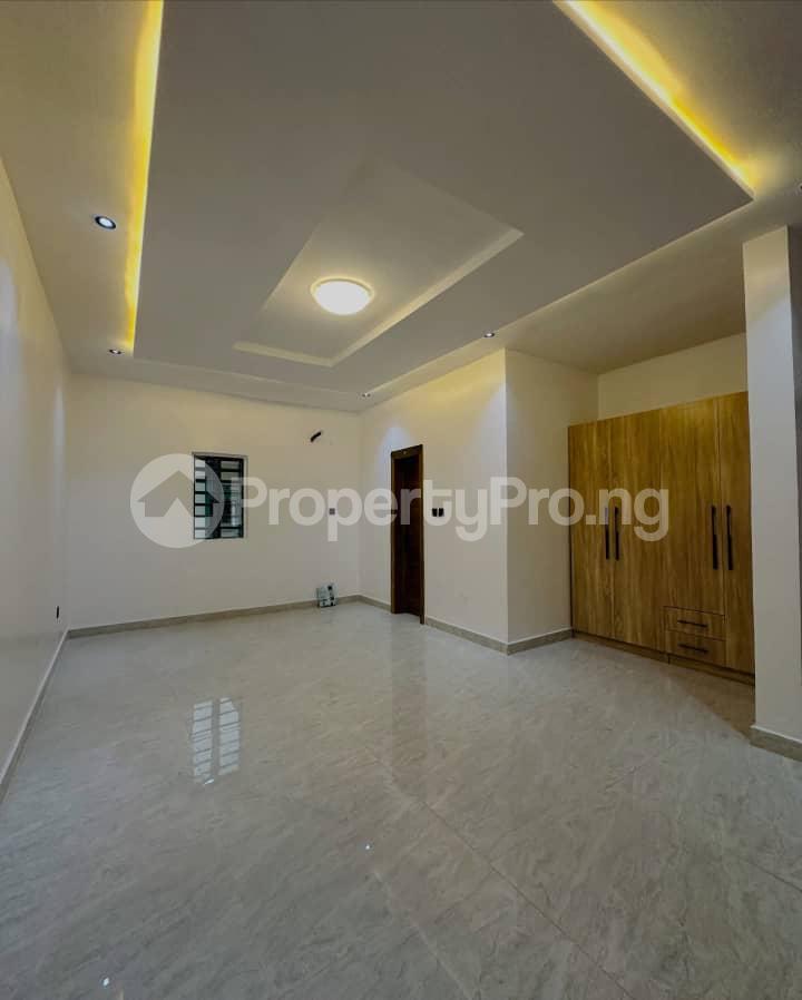 7 bedroom House for sale Magodo Phase 2 Magodo GRA Phase 2 Kosofe/Ikosi Lagos - 0