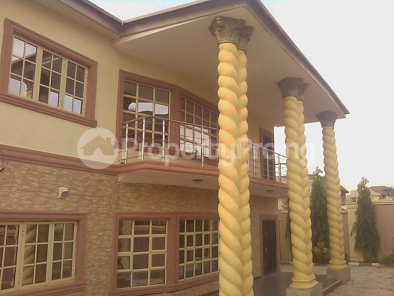 9 bedroom House for sale 16 Ajiran Close Ajah Okun Ajah Ajah Lagos - 0